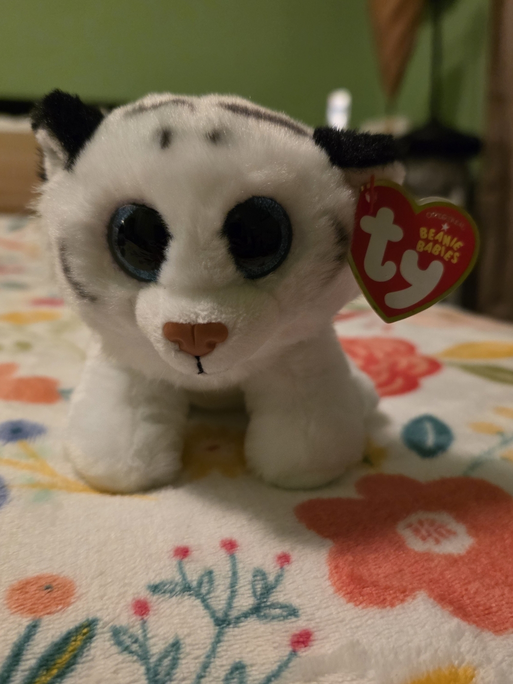 Ty White Snow Leopard Plush - Cute White & Black Soft Toy